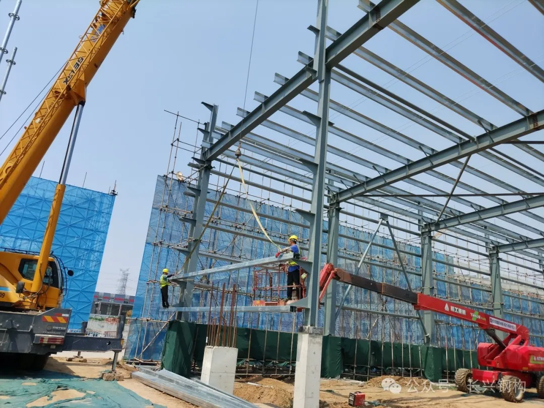 長興鋼構(gòu)：全面加強施工現(xiàn)場安全檢查，筑牢安全防線
